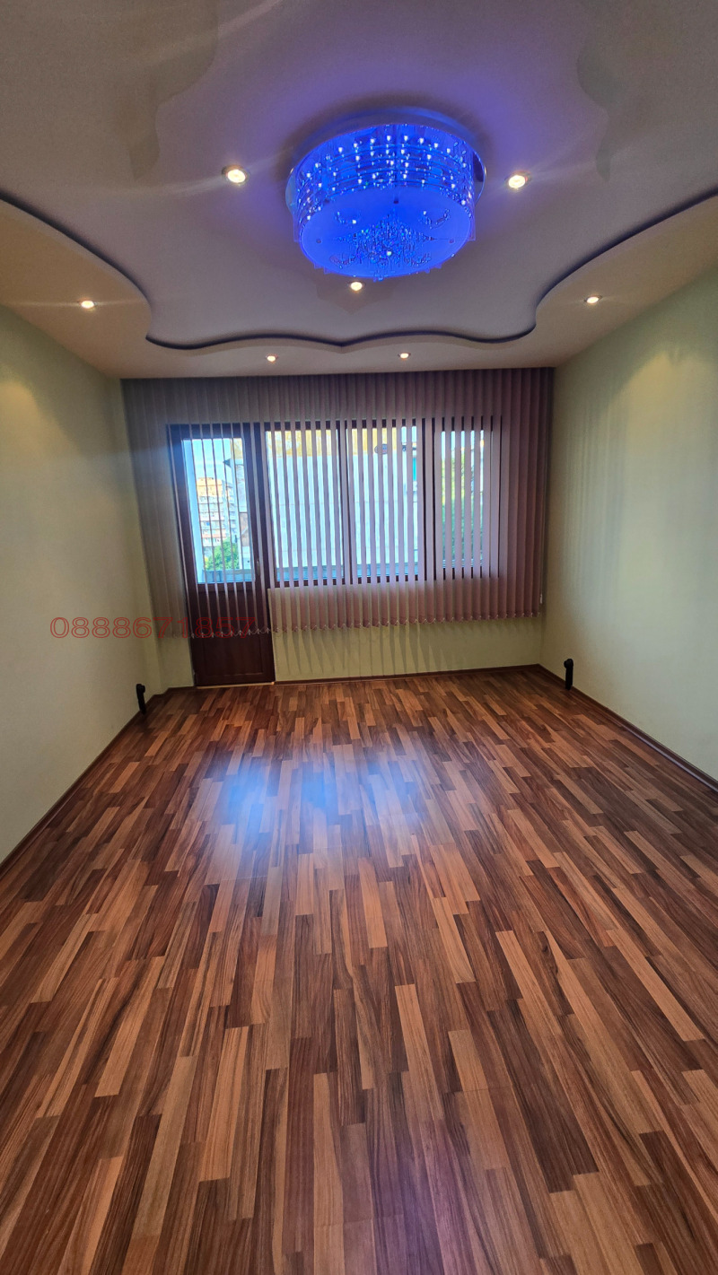 Til salgs  2 soverom Plovdiv , Izgrev , 75 kvm | 43587032 - bilde [3]