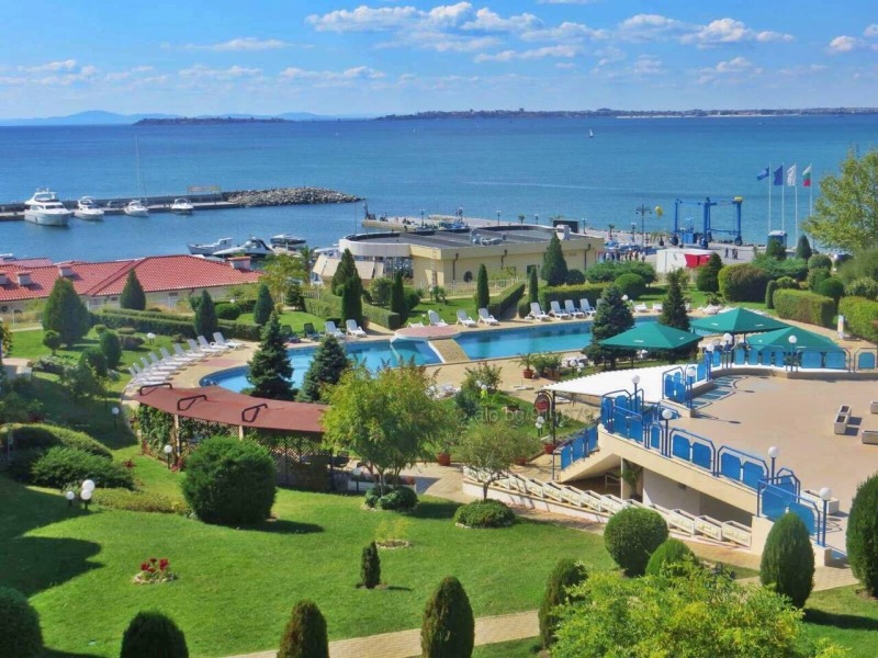 For Sale  3+ bedroom region Burgas , Sveti Vlas , 262 sq.m | 82293315 - image [17]