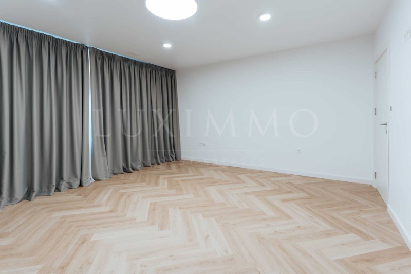 Na prodej  3+ ložnice Burgas , Slavejkov , 266 m2 | 30832324 - obraz [16]