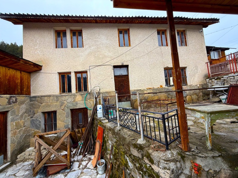Продава КЪЩА, гр. Чепеларе, област Смолян, снимка 2 - Къщи - 53305254