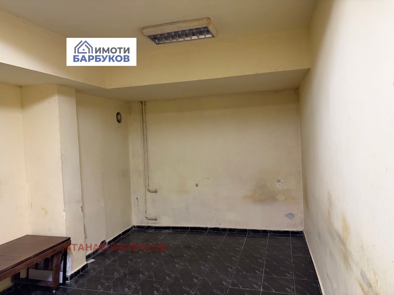 Продава МАГАЗИН, гр. Русе, Център, снимка 2 - Магазини - 53272715