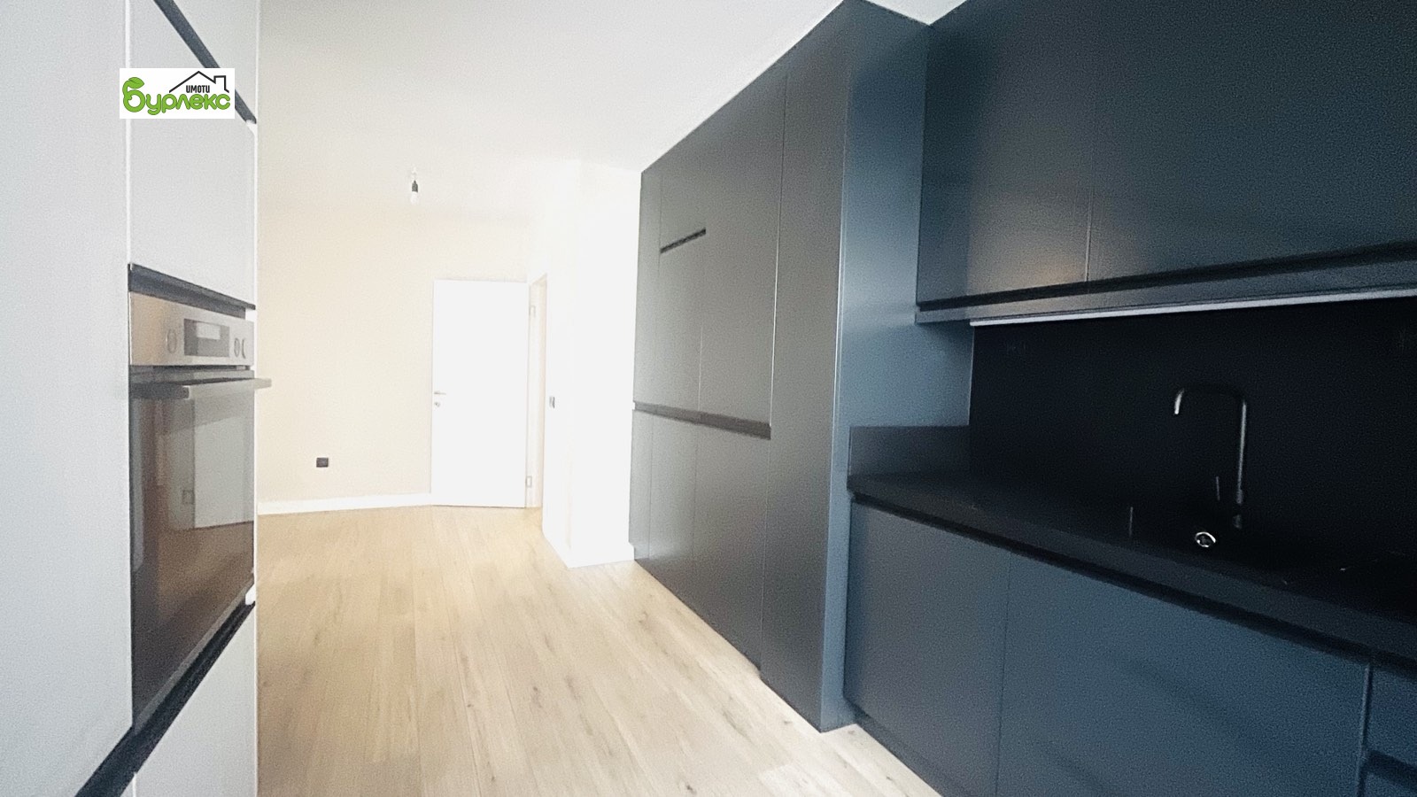 Продава 3-СТАЕН, гр. София, Красно село