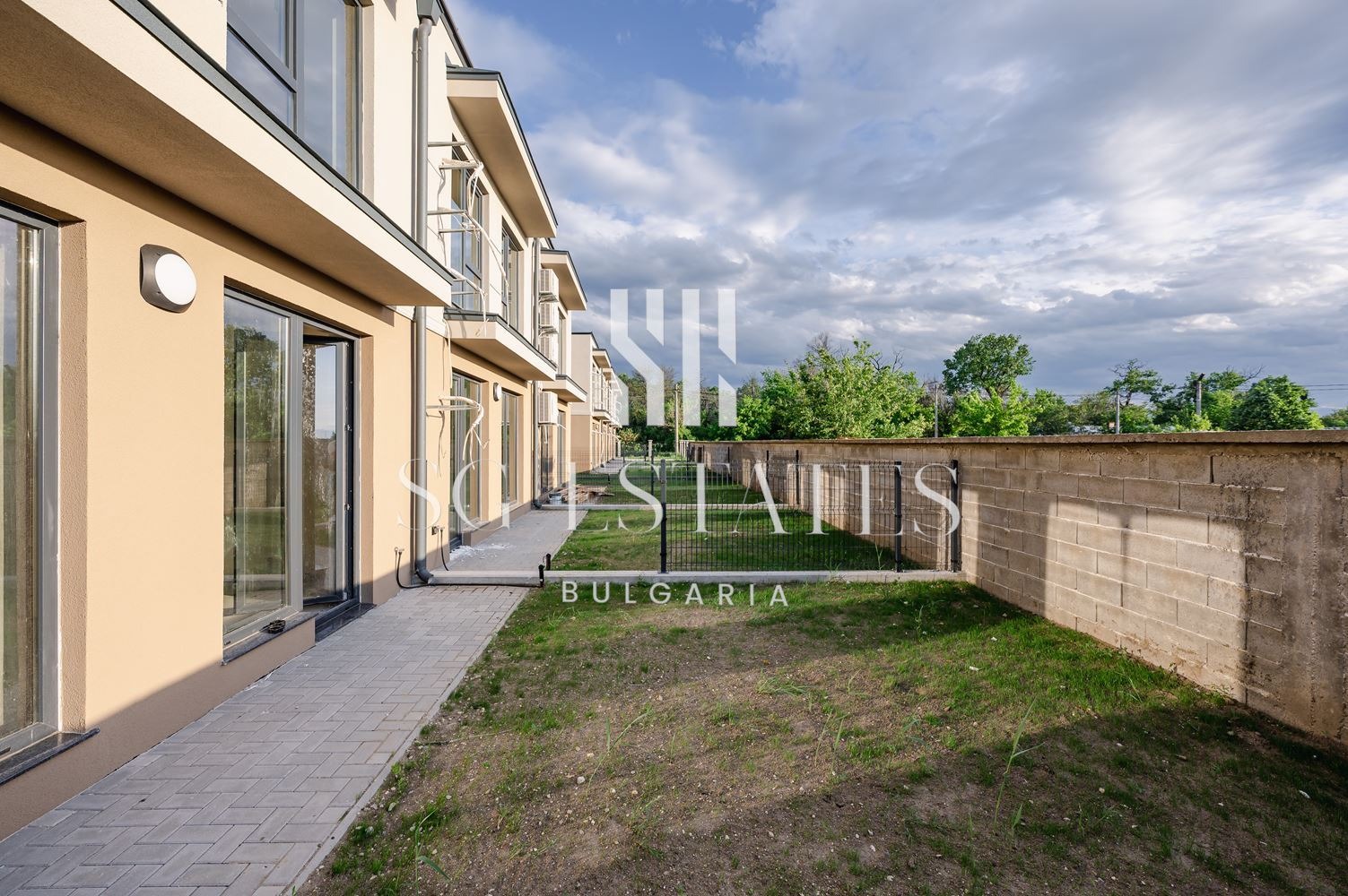 Продава КЪЩА, с. Маноле, област Пловдив, снимка 5 - Къщи - 54673355