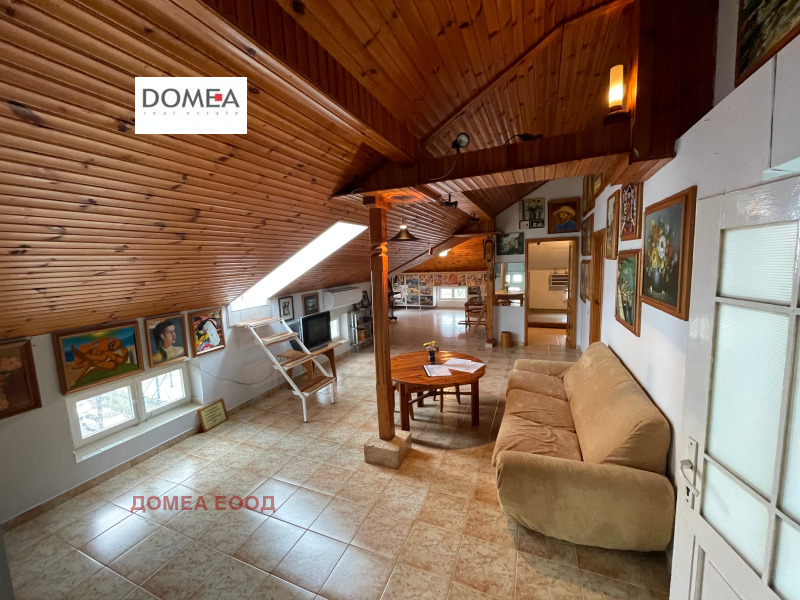 Продава 3-СТАЕН в град Бургас, Център - 120 кв.м / 227 000 € » 443 973.41 лв., ДОМЕА ЕООД