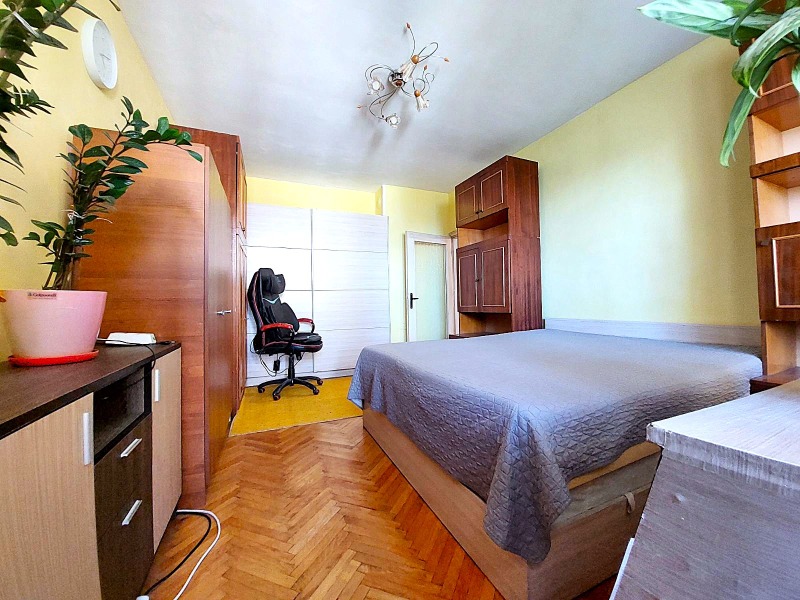 En venta  2 dormitorios Varna , Avtogara , 62 metros cuadrados | 82963736 - imagen [6]