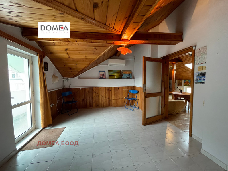 Продава 3-СТАЕН, гр. Бургас, Център, снимка 3 - Апартаменти - 52374379