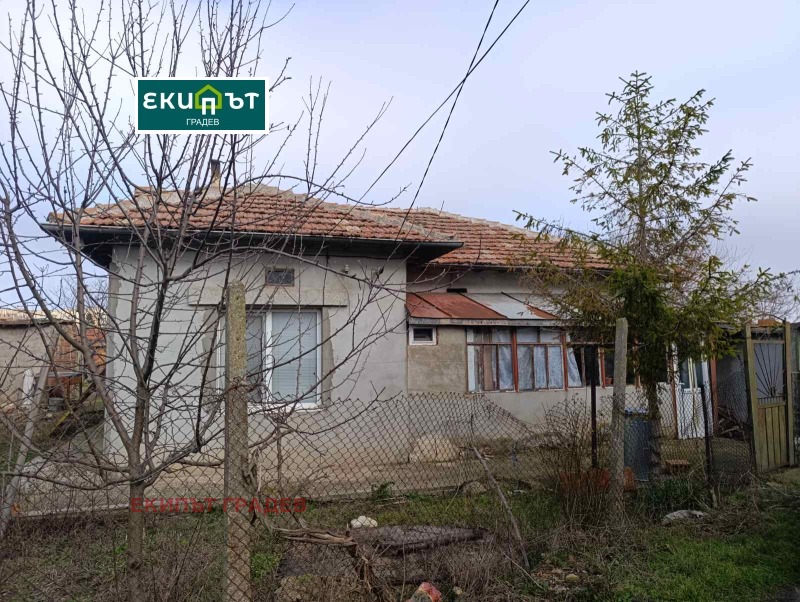 Продава КЪЩА, гр. Балчик, област Добрич