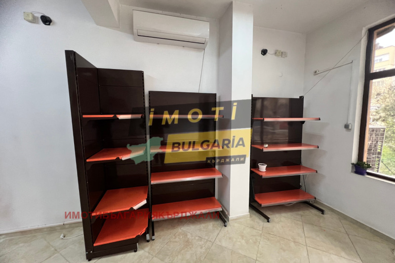 Продается  Хранилище Кърджали , Възрожденци , 65 кв.м | 61886763 - изображение [3]