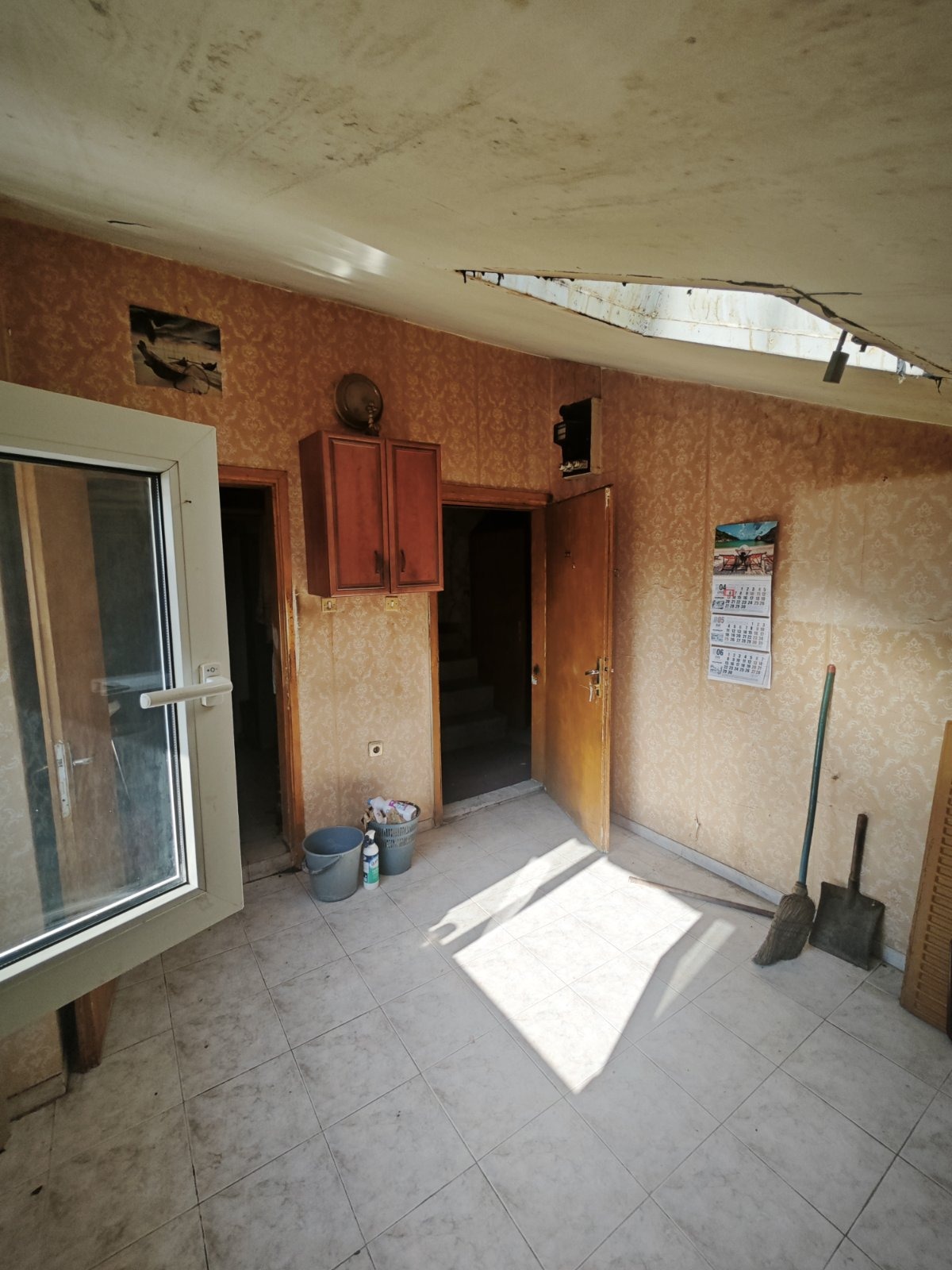 Продава 1-СТАЕН, гр. Плевен, Идеален център, снимка 3 - Апартаменти - 54376005