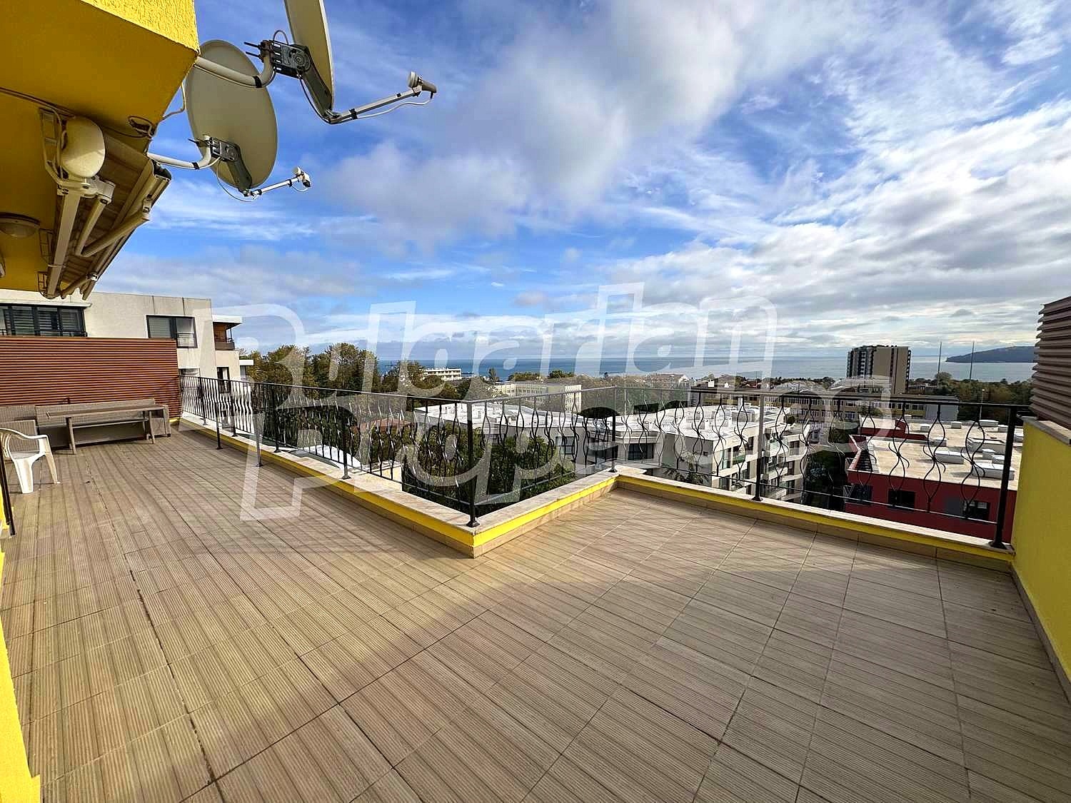 Продава 4-СТАЕН, гр. Варна, Бриз, снимка 2 - Апартаменти - 52153554