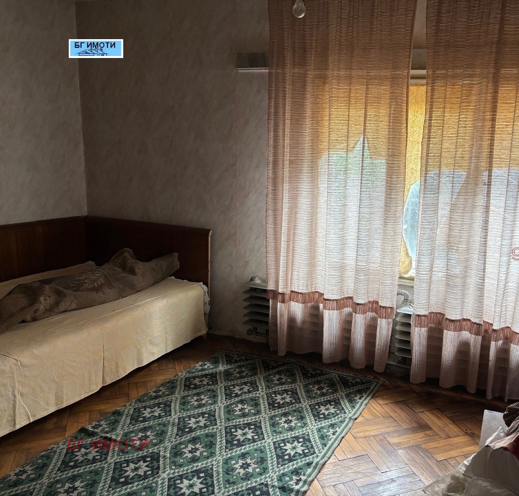 Продава ЕТАЖ ОТ КЪЩА, гр. Враца, Околчица, снимка 13 - Етаж от къща - 54563246