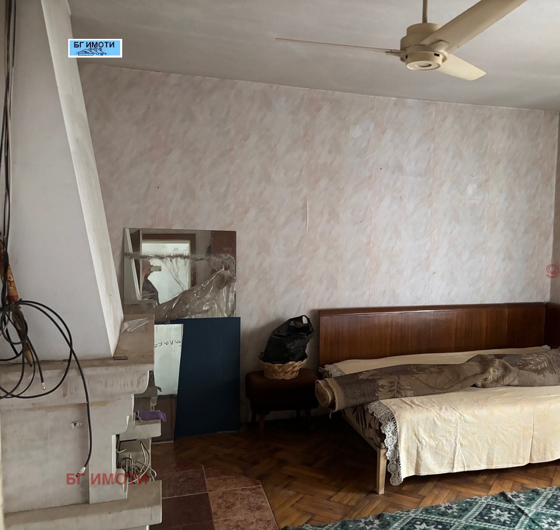 Продава ЕТАЖ ОТ КЪЩА, гр. Враца, Околчица, снимка 12 - Етаж от къща - 54563246