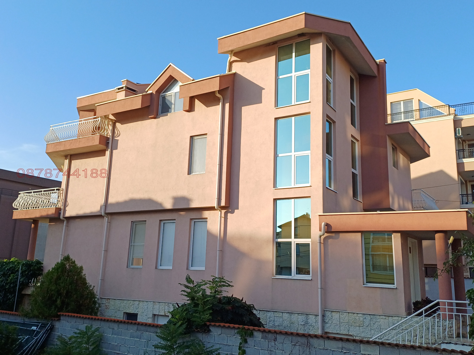 Продава КЪЩА, гр. Бургас, Сарафово, снимка 2 - Къщи - 54980019