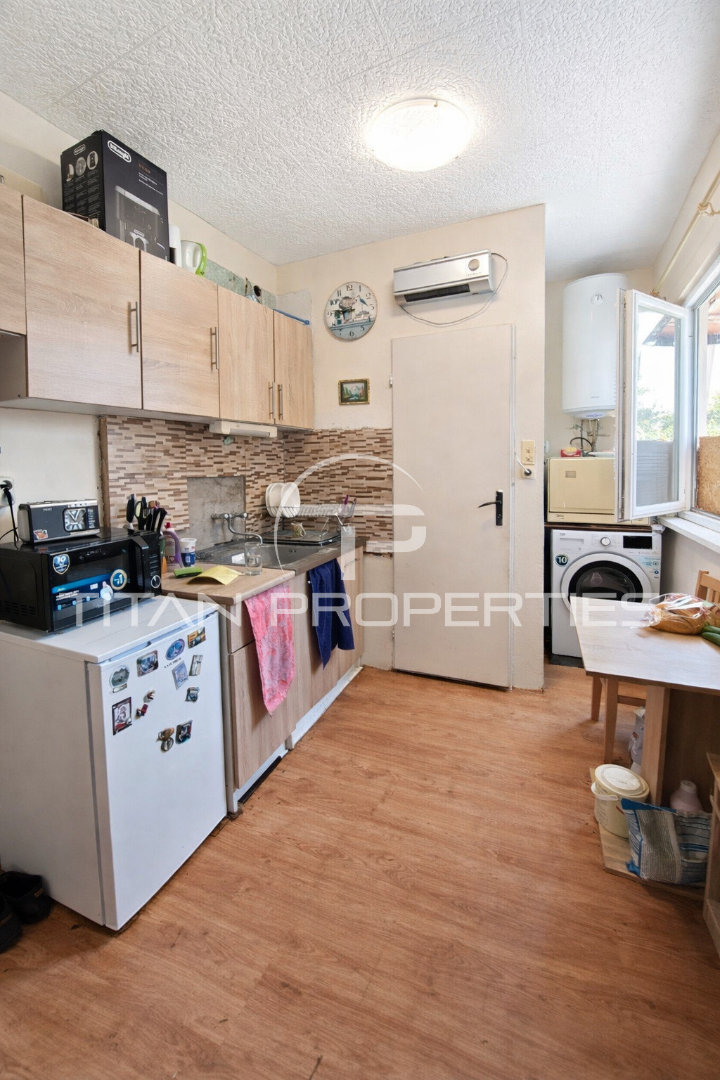 Продава КЪЩА, с. Храбърско, област София област, снимка 3 - Къщи - 55392264