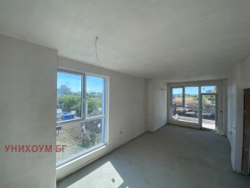 1 chambre Izgrev, Bourgas 3