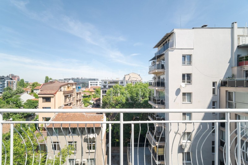 For Sale  1 bedroom Sofia , Tsentar , 65 sq.m | 22708082