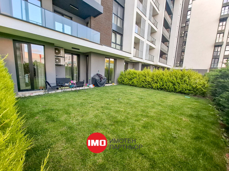 Продава  3-стаен, град Бургас, Хоризонт •  179 700 EUR • ID 72240732 — holmes.bg - [1] 