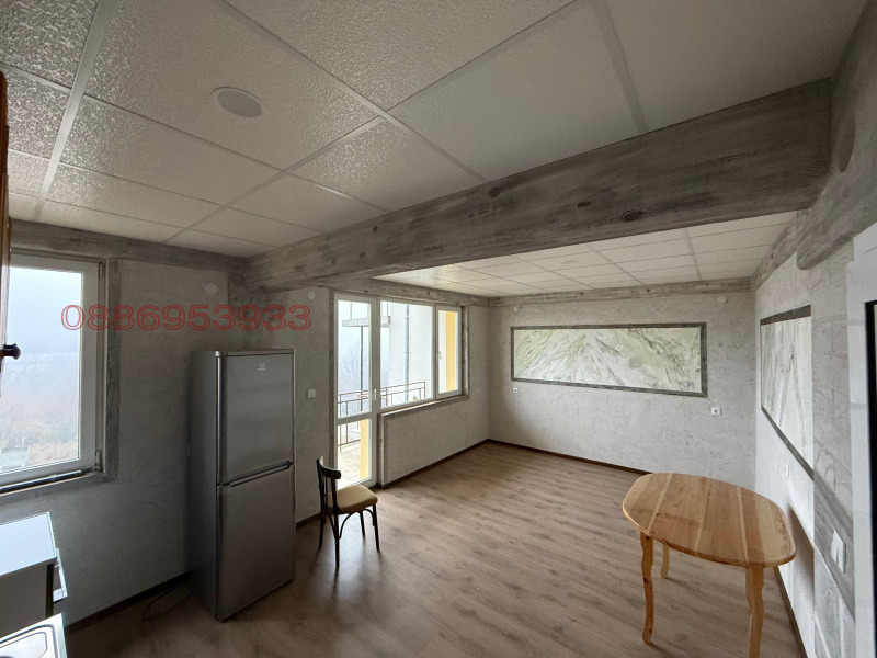 Продава 4-СТАЕН, гр. Берковица, област Монтана, снимка 3 - Апартаменти - 52780933