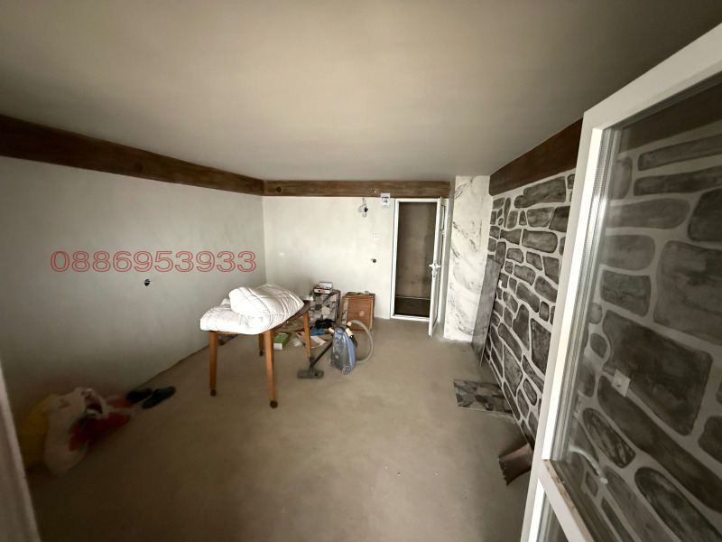 Продава 4-СТАЕН, гр. Берковица, област Монтана, снимка 11 - Апартаменти - 52780933