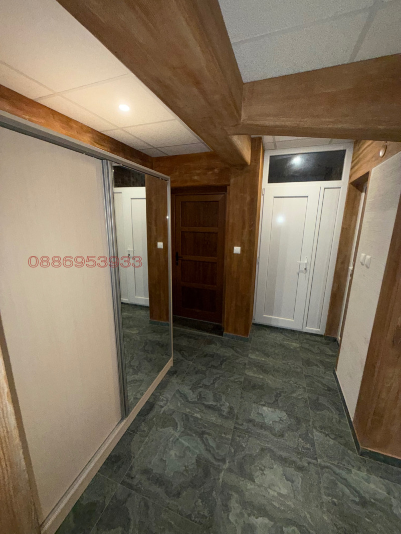 Продава 4-СТАЕН, гр. Берковица, област Монтана