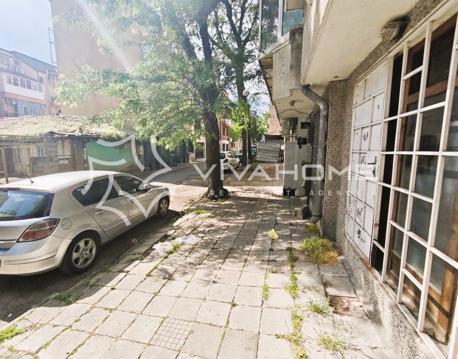 Продава МАГАЗИН, гр. Варна, Колхозен пазар, снимка 2 - Магазини - 54883829