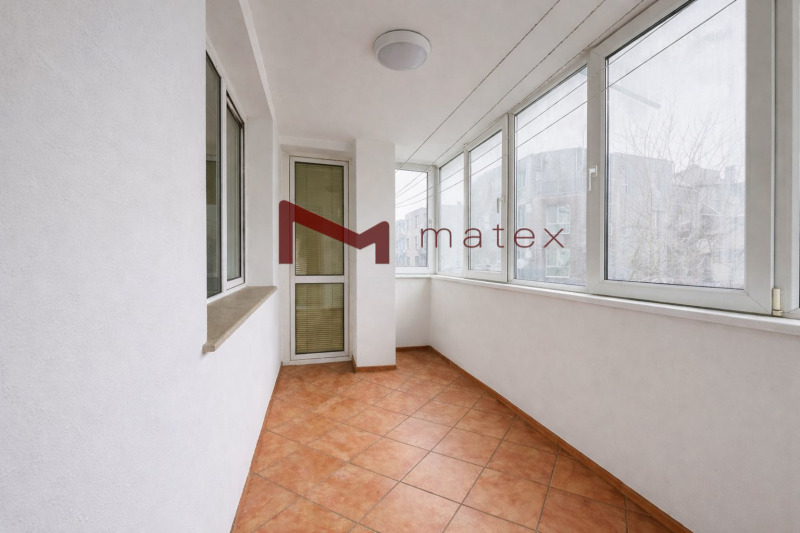 Продава 3-СТАЕН, гр. Варна, Колхозен пазар, снимка 3 - Апартаменти - 53560269