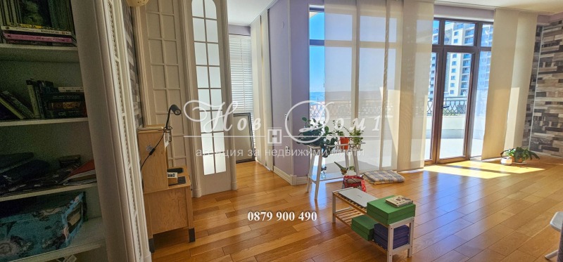 De vânzare  3 dormitoare Varna , Briz , 225 mp | 85290732 - imagine [2]