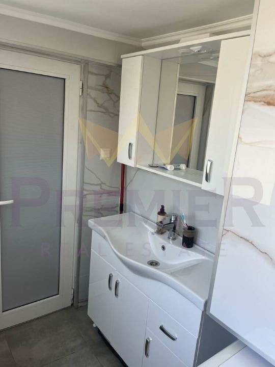 Продава 4-СТАЕН, гр. Бургас, Център, снимка 6 - Апартаменти - 53644868