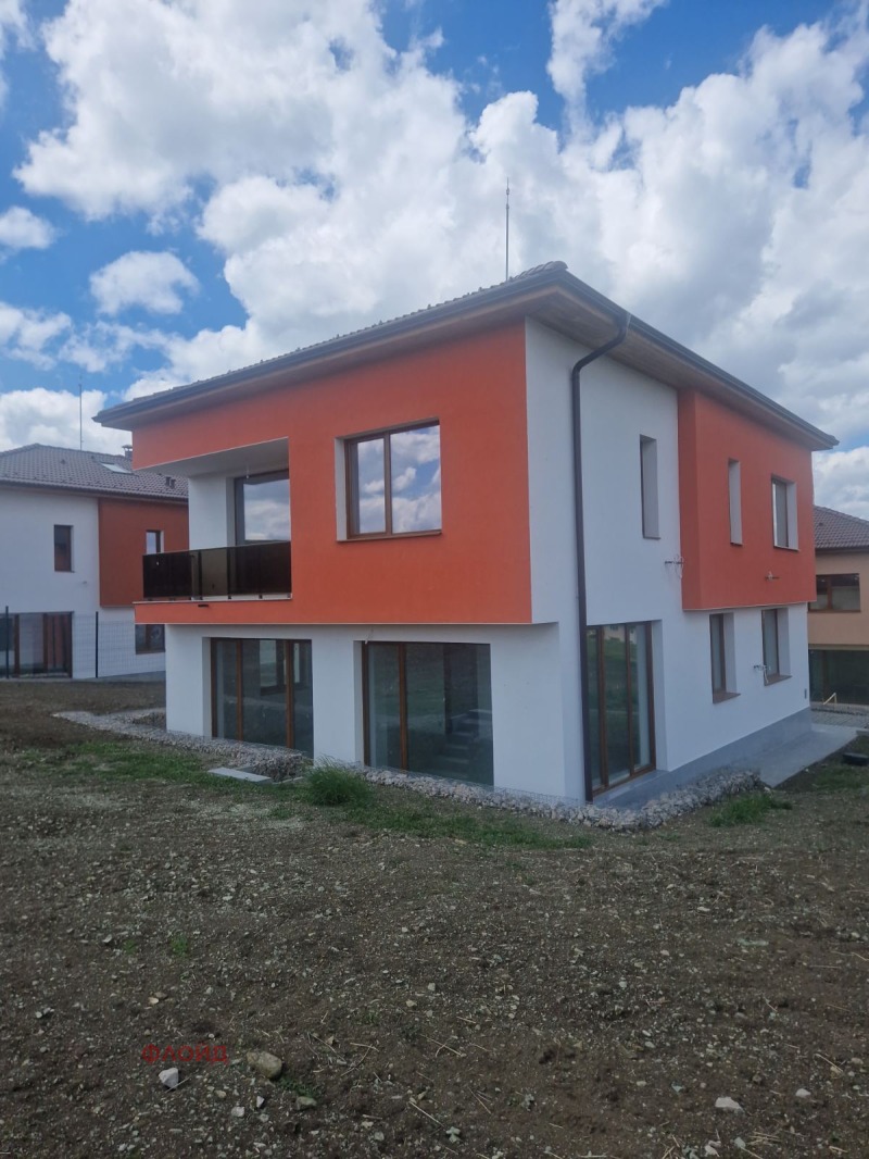 In vendita  Casa Sofia , Bankia , 235 mq | 12798317 - Immagine [2]