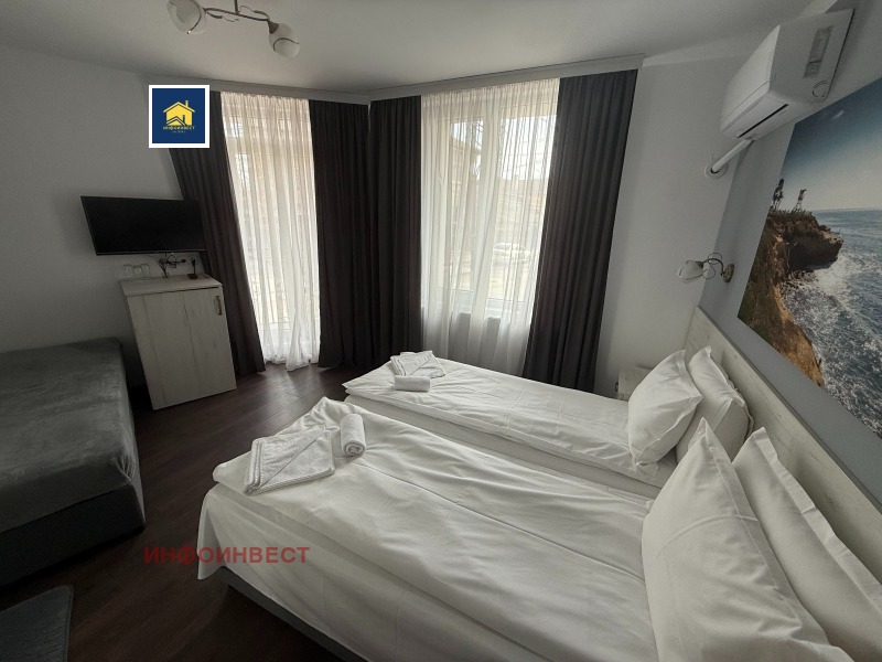 Продава КЪЩА, гр. Велинград, област Пазарджик, снимка 11 - Къщи - 52730313