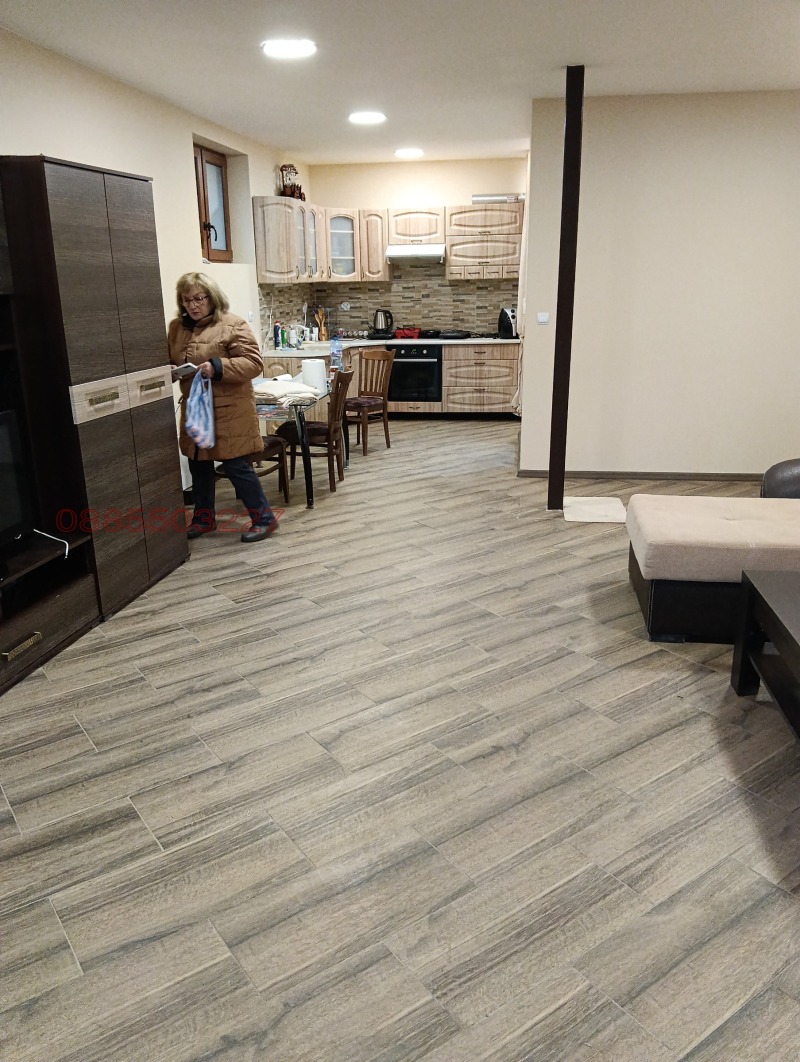 Продава КЪЩА, гр. Панагюрище, област Пазарджик