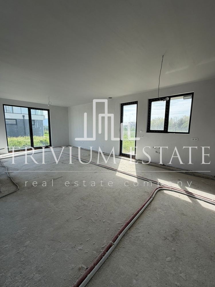 Продава КЪЩА, с. Оризари, област Пловдив, снимка 2 - Къщи - 54342779