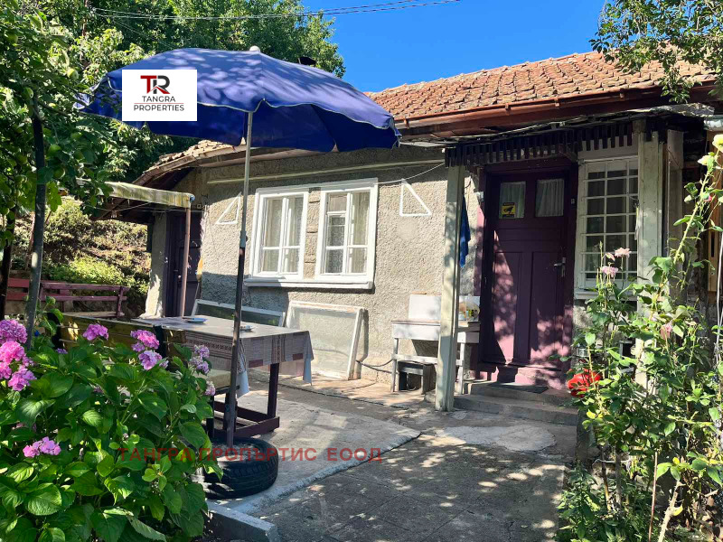 Te koop  Villa regio Pernik , Izvor , 32 m² | 66981828