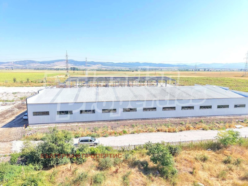 En venta  Almacenamiento región Sofia , Kostinbrod , 2040 metros cuadrados | 24032585 - imagen [8]