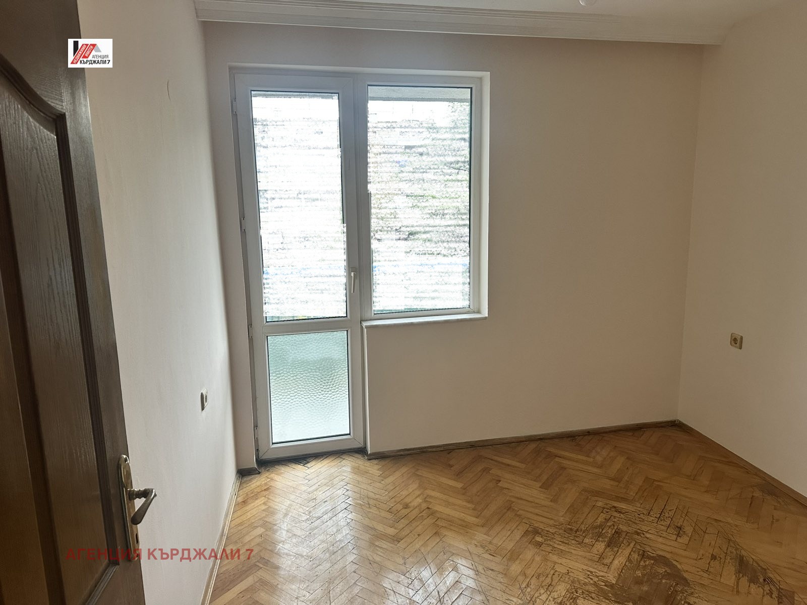 Продава МНОГОСТАЕН, гр. Кърджали, Център, снимка 12 - Апартаменти - 55609718