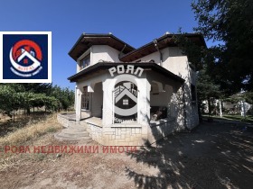 House Benkovski, region Plovdiv 2