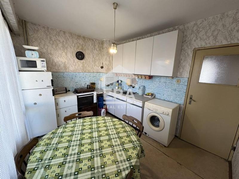 Продава 4-СТАЕН, гр. Варна, Владислав Варненчик 1