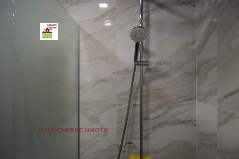 Продава ЕТАЖ ОТ КЪЩА, гр. Карлово, област Пловдив, снимка 12 - Етаж от къща - 53179420