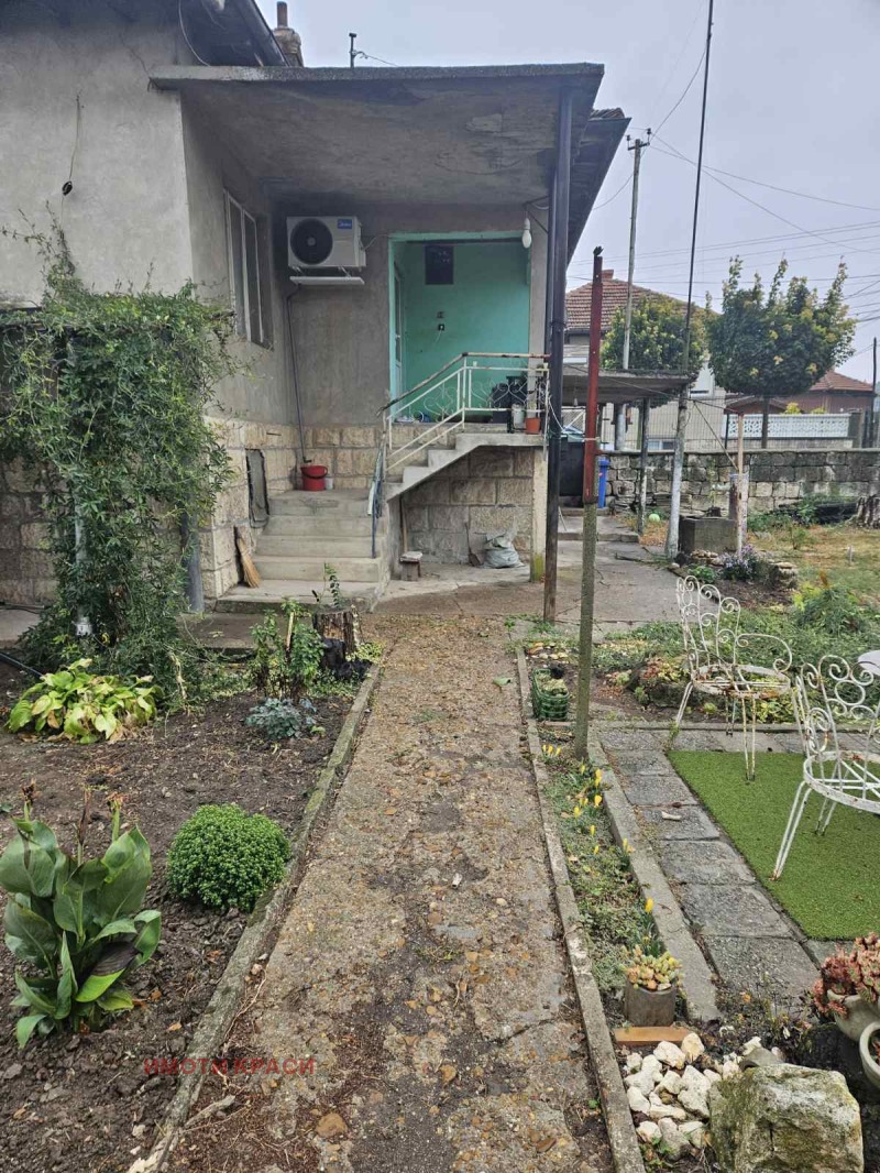 Eladó  Ház régió Ruse , Shtraklevo , 80 négyzetméter | 66094745