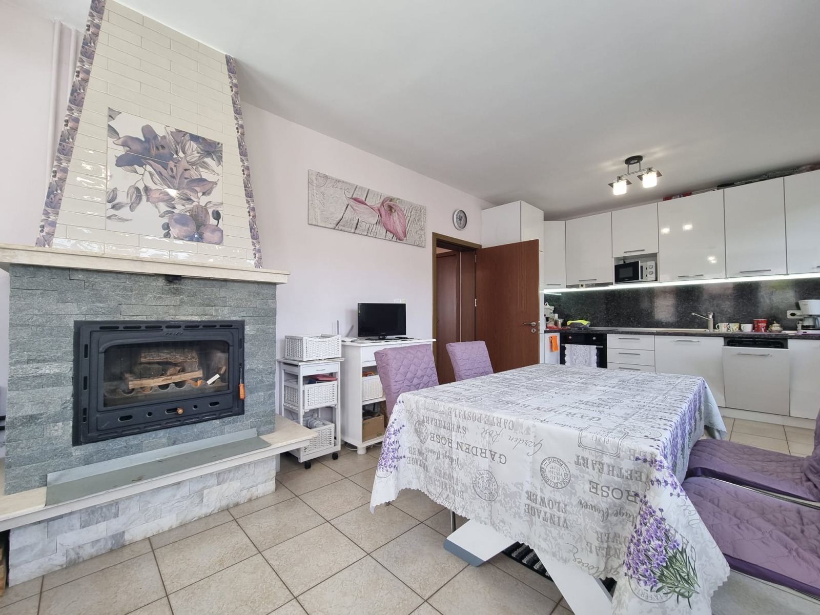 Продава КЪЩА, с. Кошарица, област Бургас, снимка 8 - Къщи - 54228790