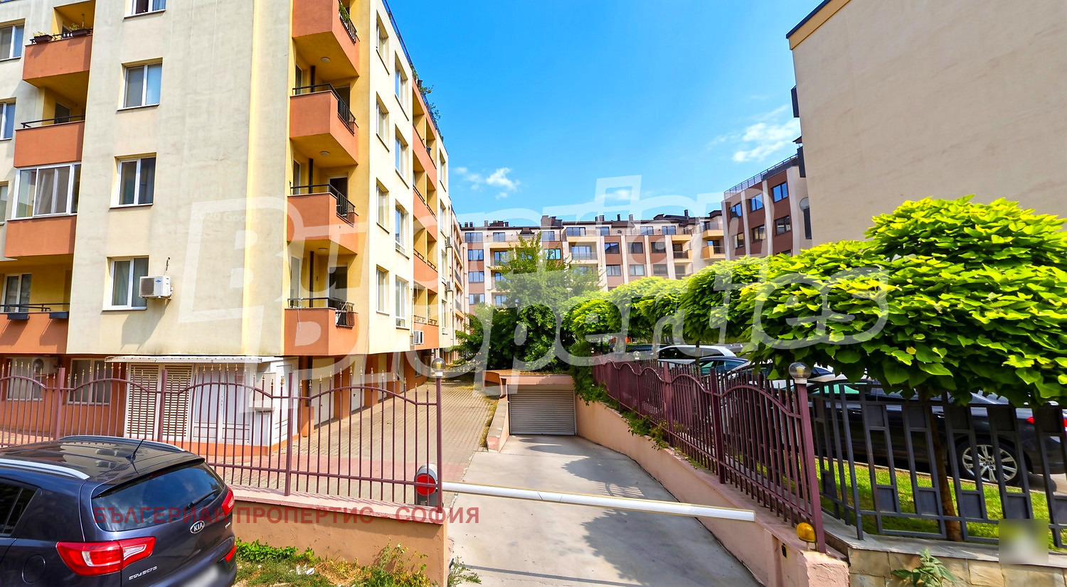 Продава ГАРАЖ, ПАРКОМЯСТО, гр. София, Кръстова вада