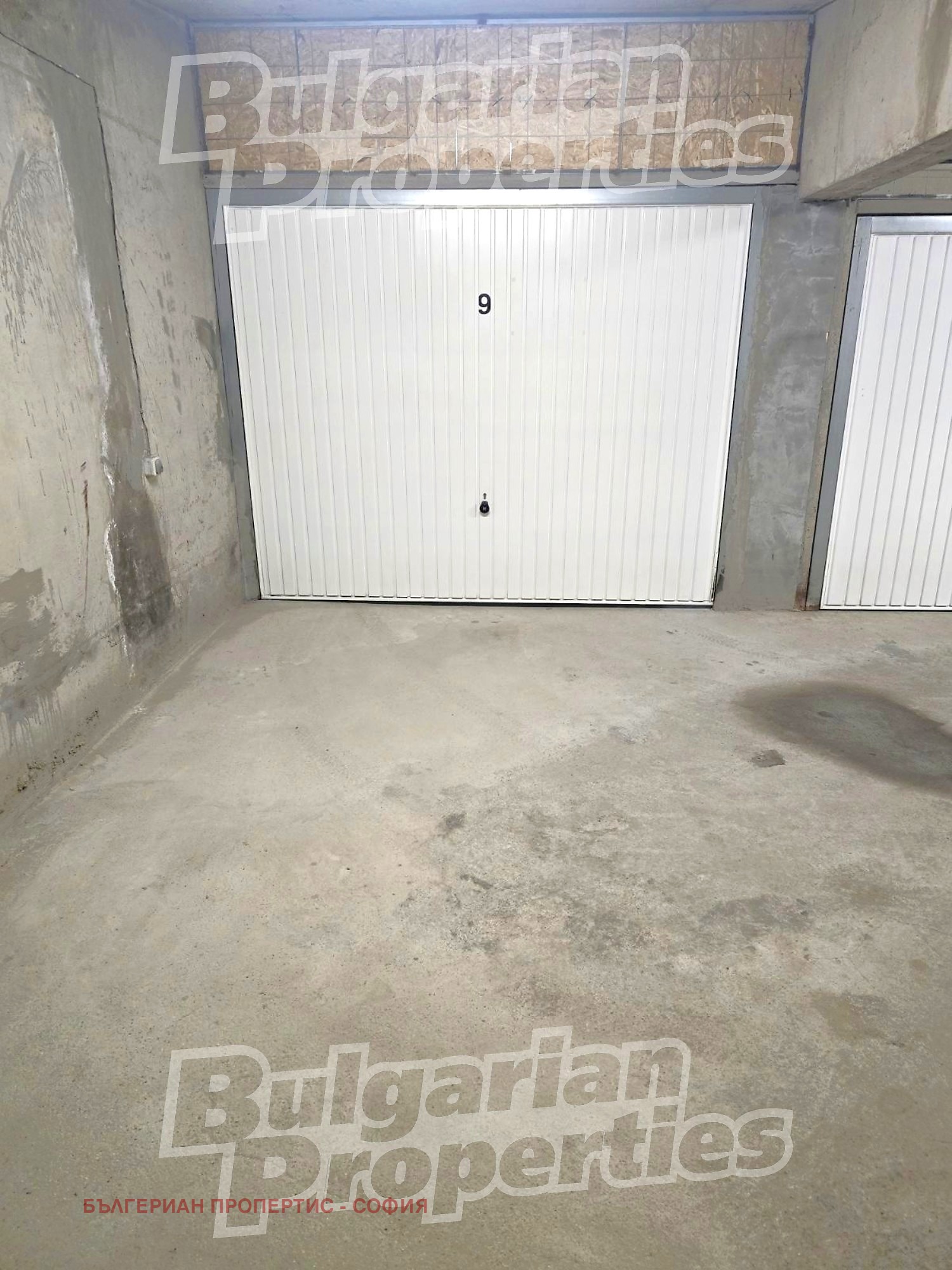 Продава ГАРАЖ, ПАРКОМЯСТО, гр. София, Кръстова вада, снимка 2 - Гаражи и паркоместа - 54351568