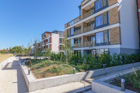 Продава 4-стаен град София Бояна - [1] 