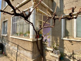 Piso de la casa Gorna Oryajovitsa, región Veliko Tarnovo 1