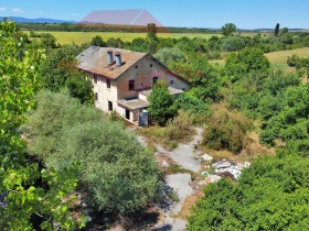 Bâtiment industriel Veliki Preslav, région Choumen 1