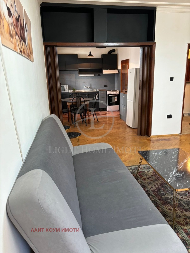 Продава  3-стаен град Пловдив , Кючук Париж , 178 кв.м | 28645000