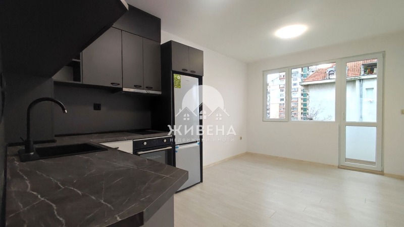 Продава 3-СТАЕН, гр. Варна, Трошево