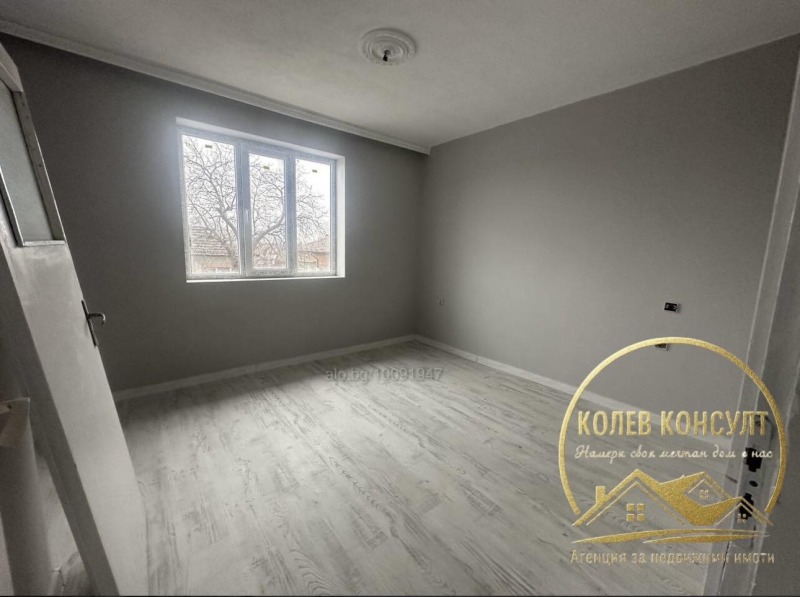 Продава КЪЩА, гр. Димитровград, област Хасково, снимка 3 - Къщи - 52545261