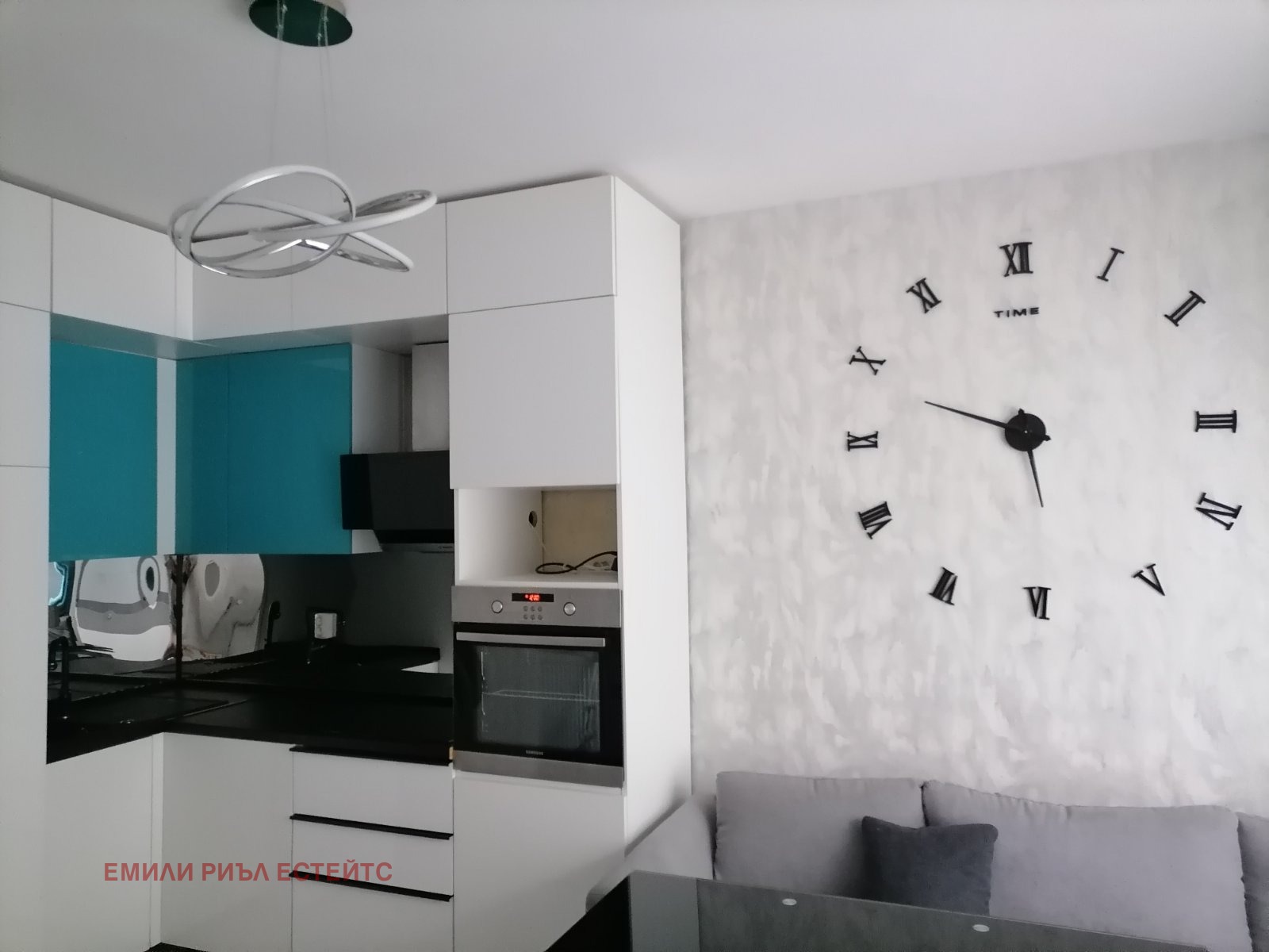 Продава 3-СТАЕН, гр. София, Свобода