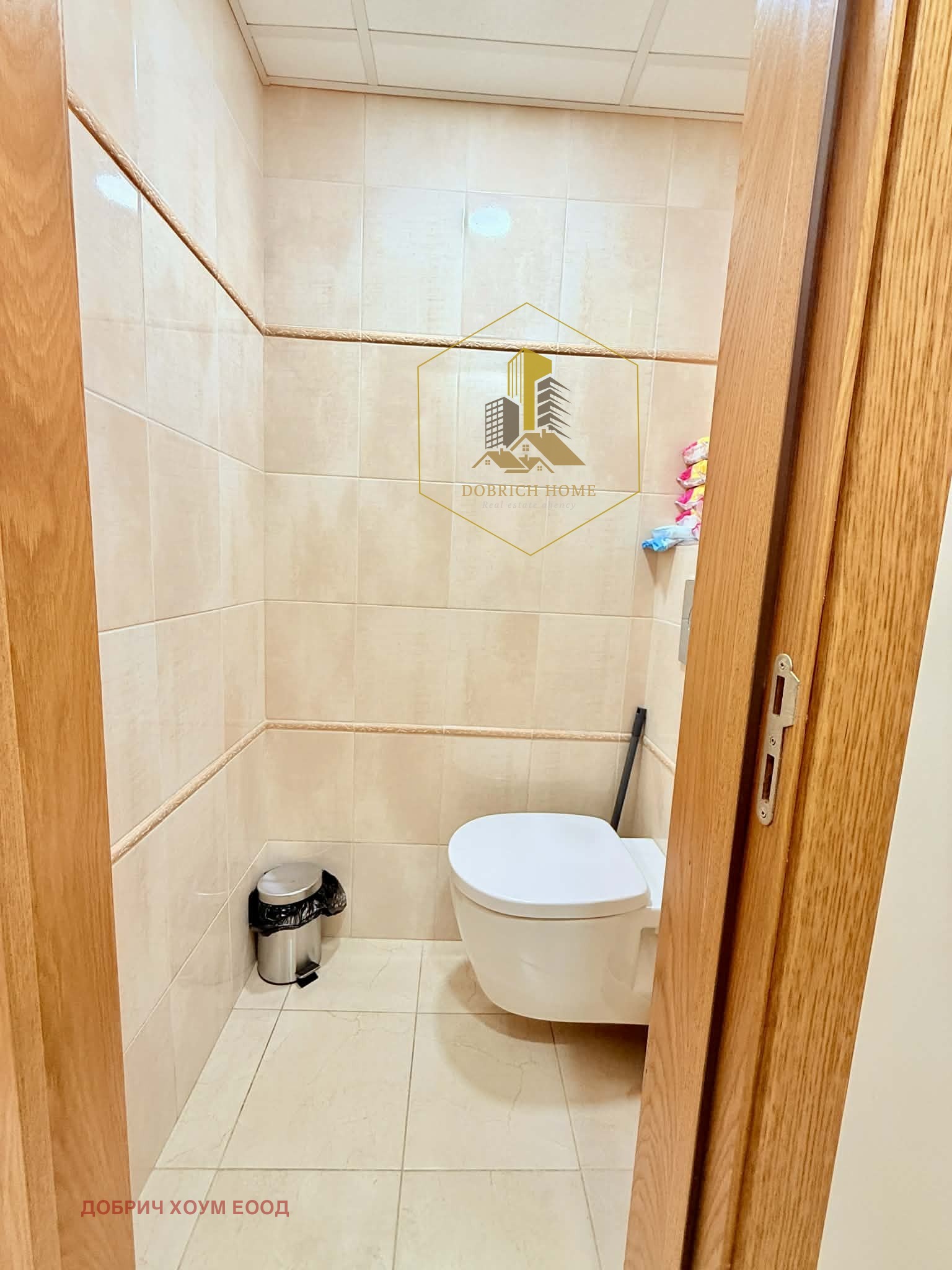 Продава МНОГОСТАЕН, гр. Добрич, Център, снимка 13 - Апартаменти - 53825676